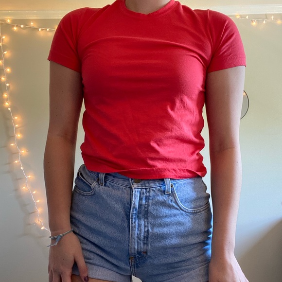 red basic tee - Picture 2 of 4
